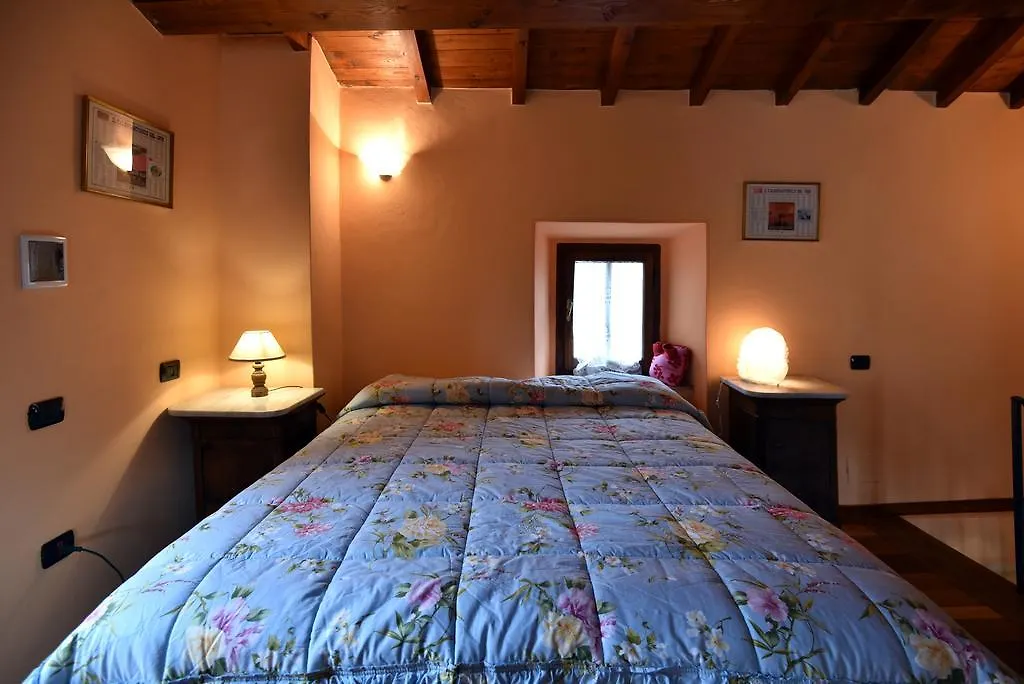 Casello Orecchiella San Romano in Garfagnana 0*,